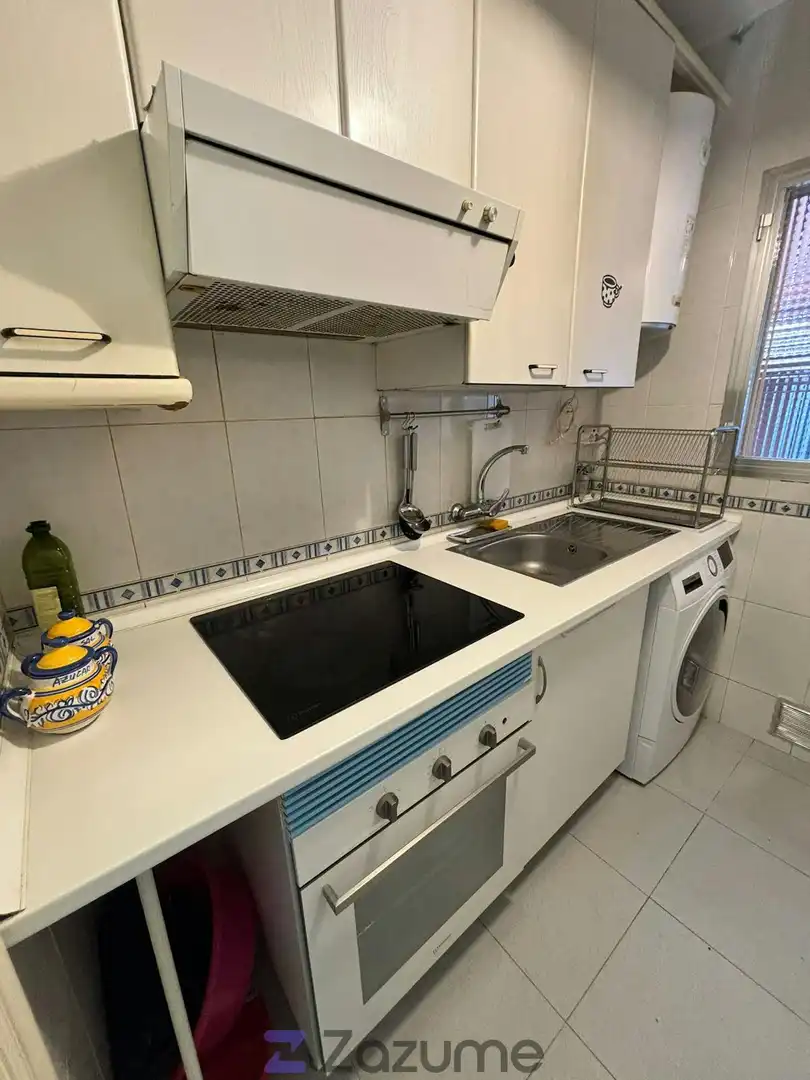 Cocina de Piso de alquiler en Madrid con Aire acondicionado, Calefacción y Amueblado
