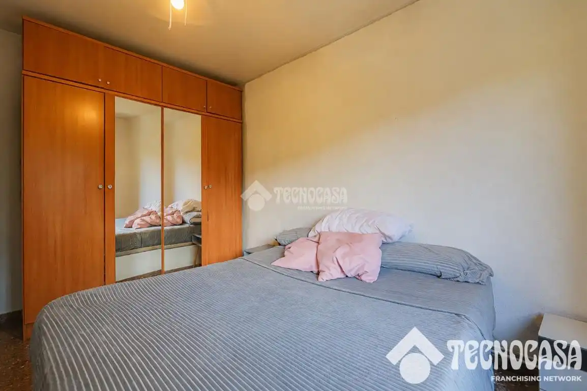 Schlafzimmer von Wohnung zum Verkauf in Sud