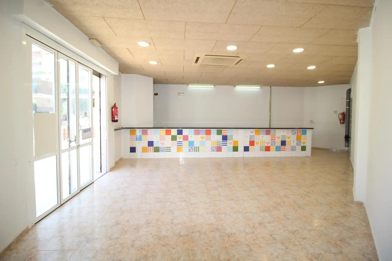 Commercial properties for rent in Oropesa del Mar / Orpesa  with Terrace