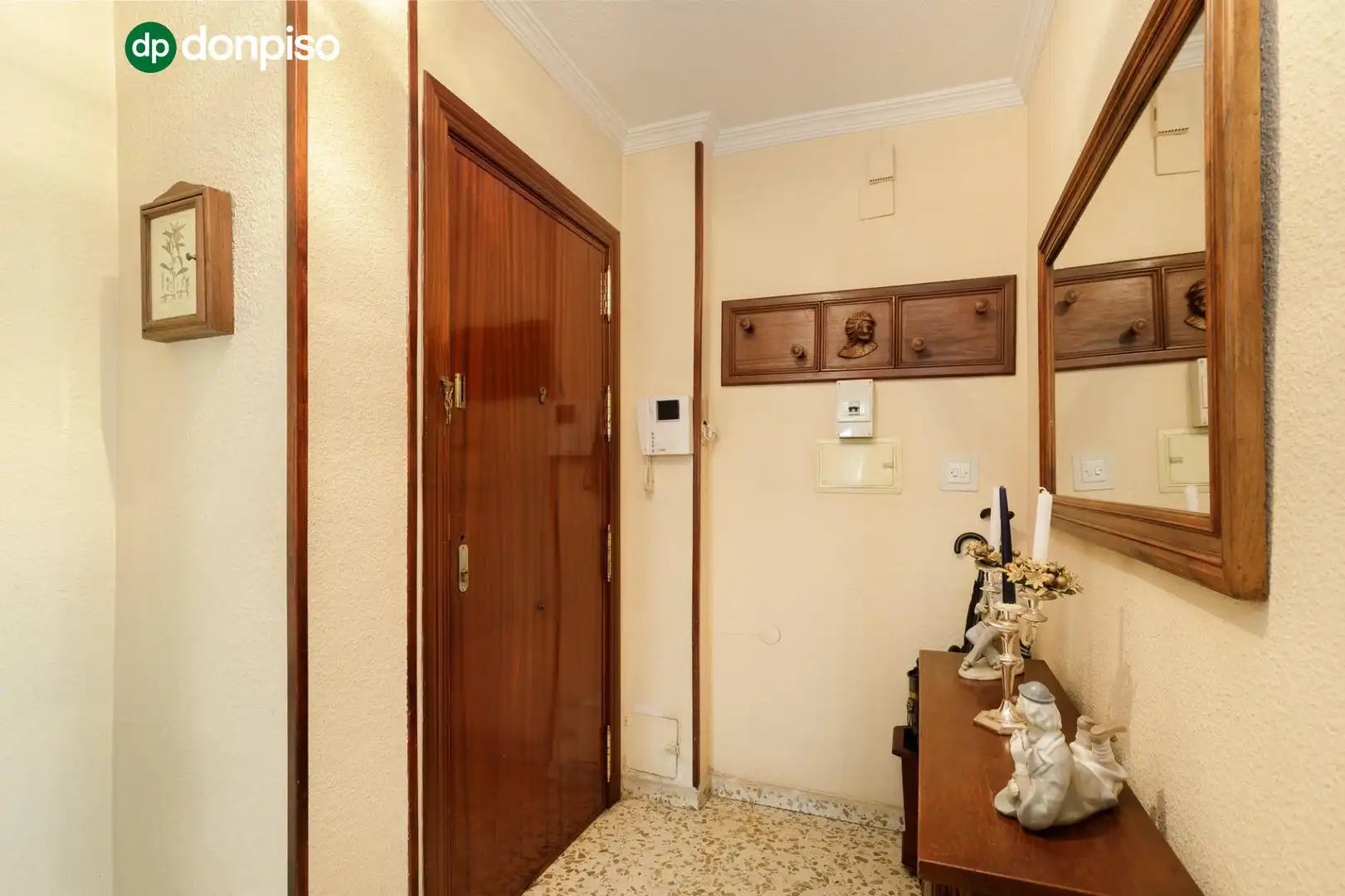 Piso en venta en Granada con Calefacción