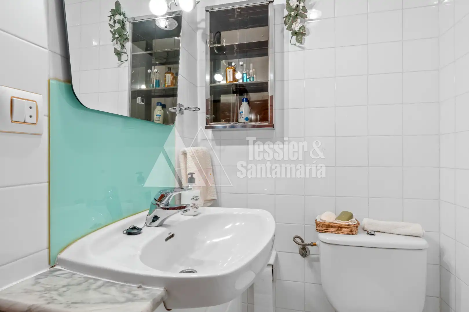 Baño de Piso en venta en Gijón  con Calefacción, Amueblado y Horno
