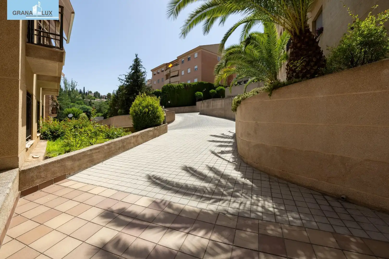 Exterior view of Flat for sale in Granada
