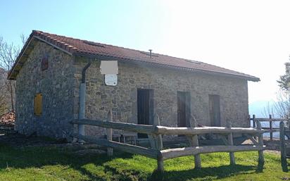 Außenansicht von Haus oder Chalet zum verkauf in Quirós mit Heizung und Abstellraum