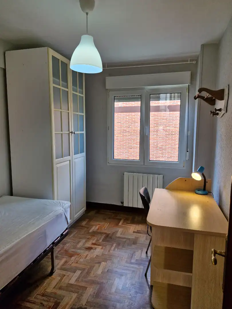 Habitación de Piso de alquiler en Leioa con Calefacción, Amueblado y Horno