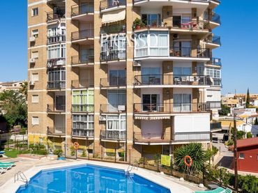 Pis amb piscina en venda a siroco