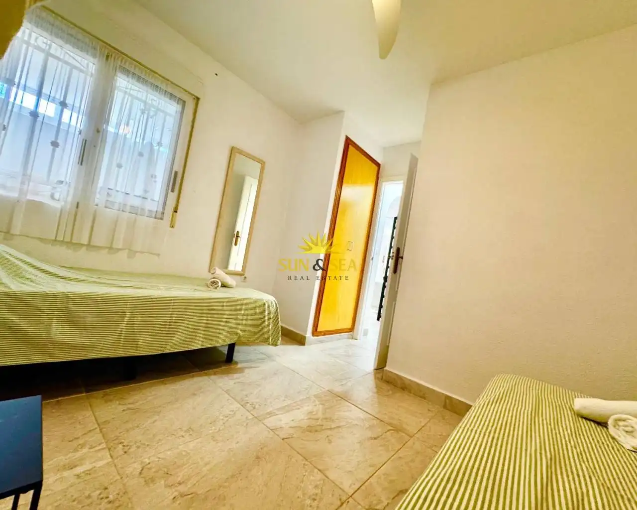 Habitación de Planta baja de alquiler en Orihuela con Aire acondicionado, Calefacción y Terraza