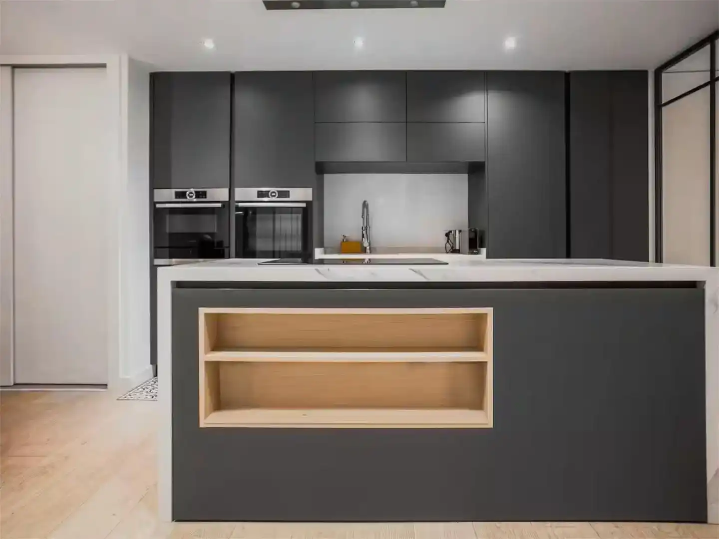 Kitchen of Flat for sale in  Barcelona Capital  with Air Conditioner and Balcony