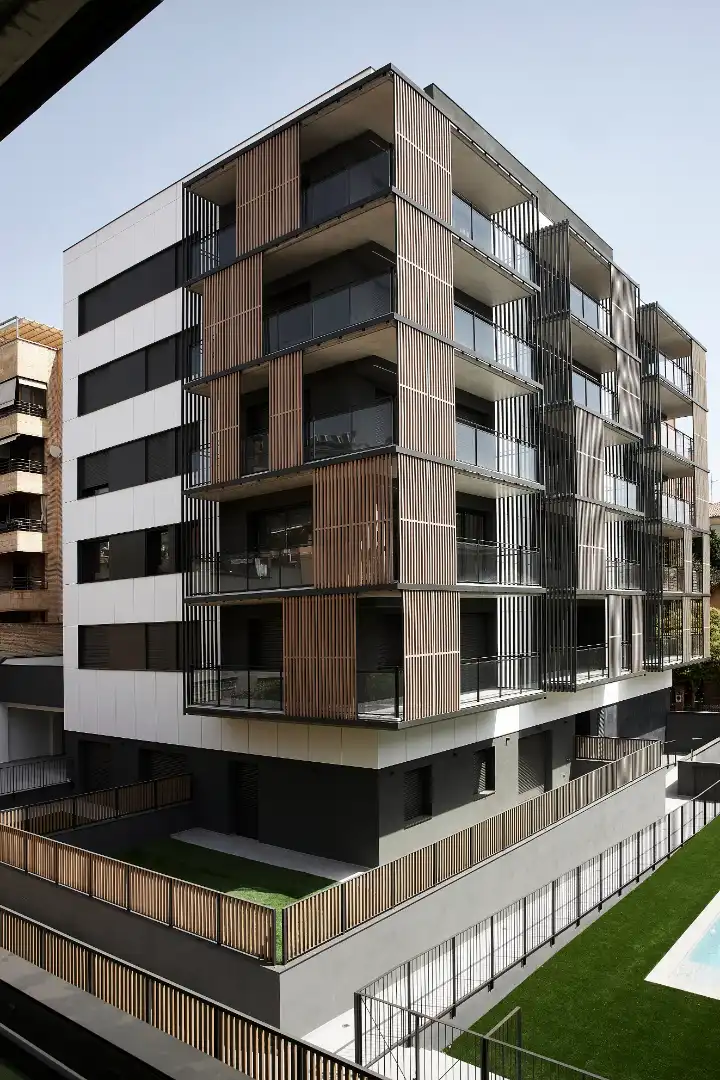 Bajo de obra nueva con terraza en venta en Carrer de València 9, imagen 23