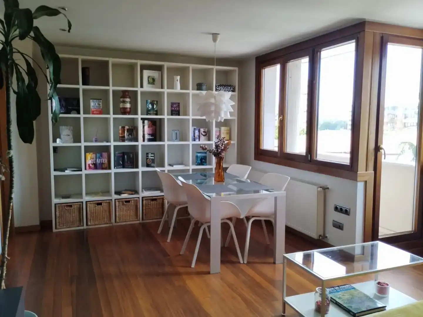 Menjador de Dúplex de lloguer en Gijón  amb Jardí privat, Parquet i Traster