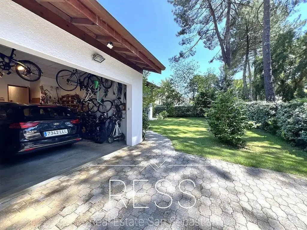 Parking de Casa o chalet en venta en Bayonne con Jardín privado, Terraza y Trastero