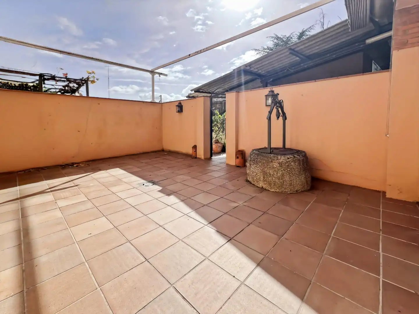 Terrace of Country homes for sale in Buitrago del Lozoya  with Air Conditioner and Alarm
