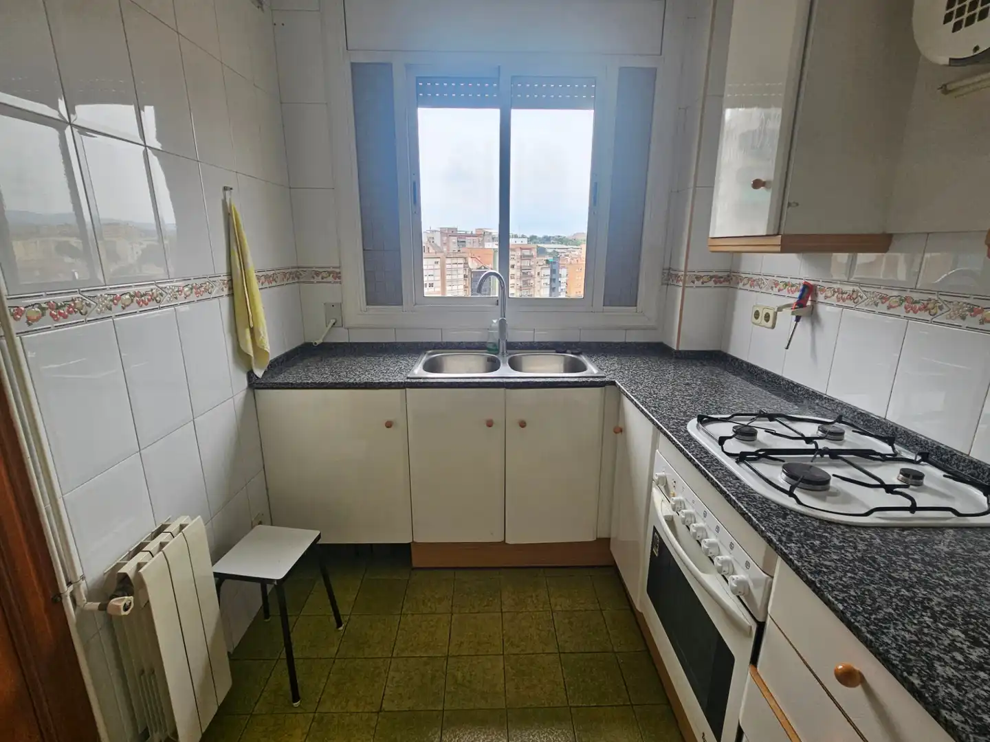 Kitchen of Flat for sale in Sabadell  with Air Conditioner, Heating and Oven