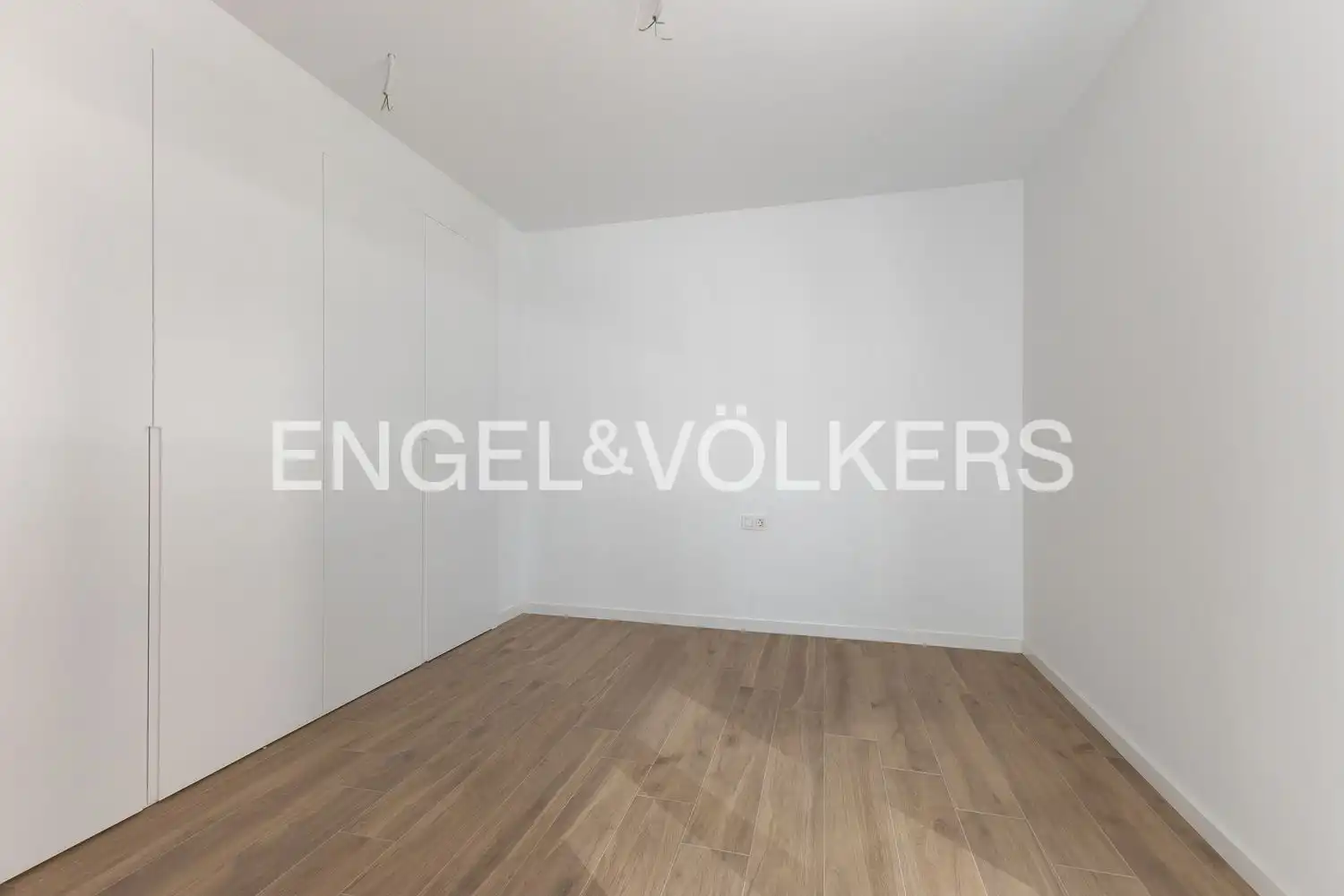 Bedroom of Apartments for sale in Valencia  with Air Conditioner, Heating and Private garden