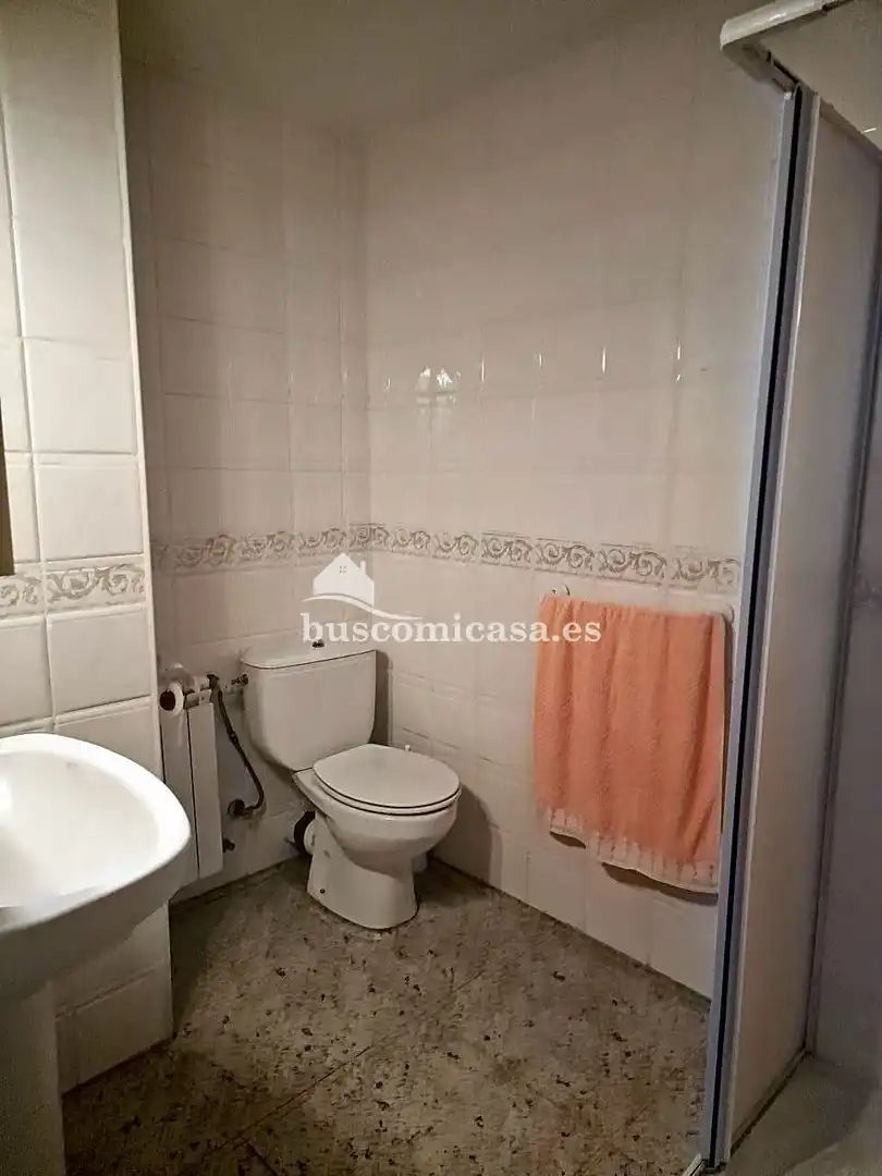 Baño de Piso en venta en Los Villares con Calefacción, Amueblado y Balcón