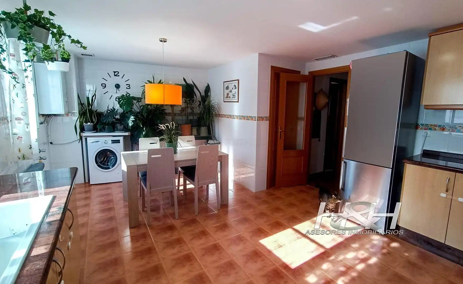 Comedor de Ático en venta en Burjassot con Aire acondicionado y Balcón