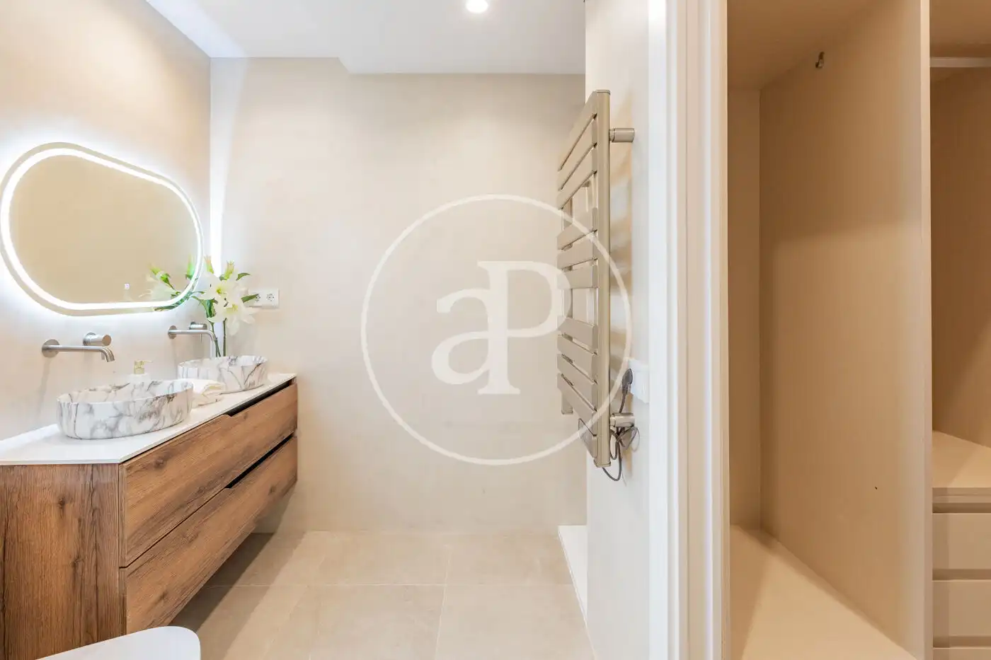 Baño de Piso en venta en Madrid con Aire acondicionado y Calefacción