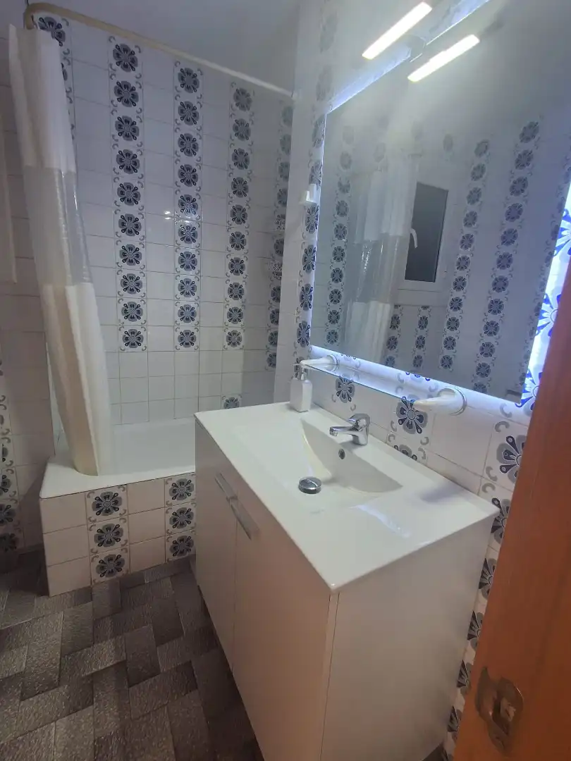 Baño de Piso en venta en Sitges con Aire acondicionado, Parquet y Horno