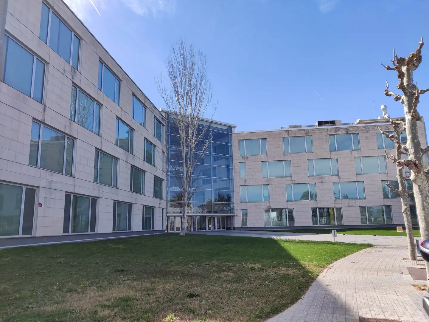 Außenansicht von Gebäude zur Miete in El Prat de Llobregat