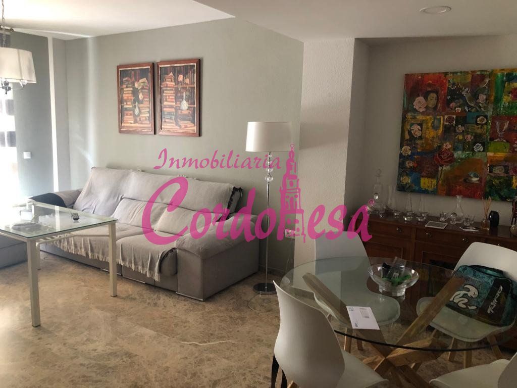 Sala d'estar de Casa o xalet en venda en  Córdoba Capital amb Aire condicionat, Calefacció i Jardí privat