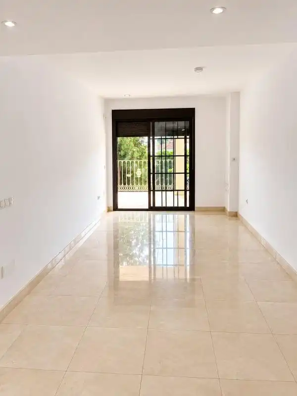 Flat for sale in Benalmádena  with Air Conditioner, Heating and Terrace