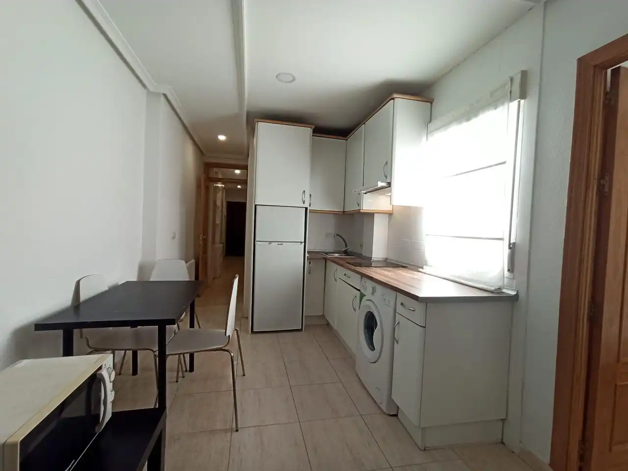 Cocina de Apartamento de alquiler en Madrid con Calefacción, Amueblado y Se aceptan mascotas