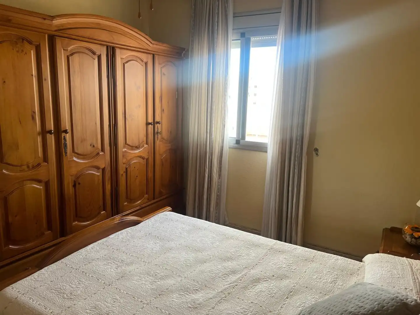 Bedroom of Flat for sale in Sevilla  with Air Conditioner