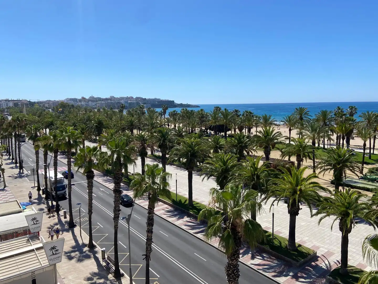 Vista exterior de Pis de lloguer amb opció a compra en Salou amb Aire condicionat, Calefacció i Jardí privat