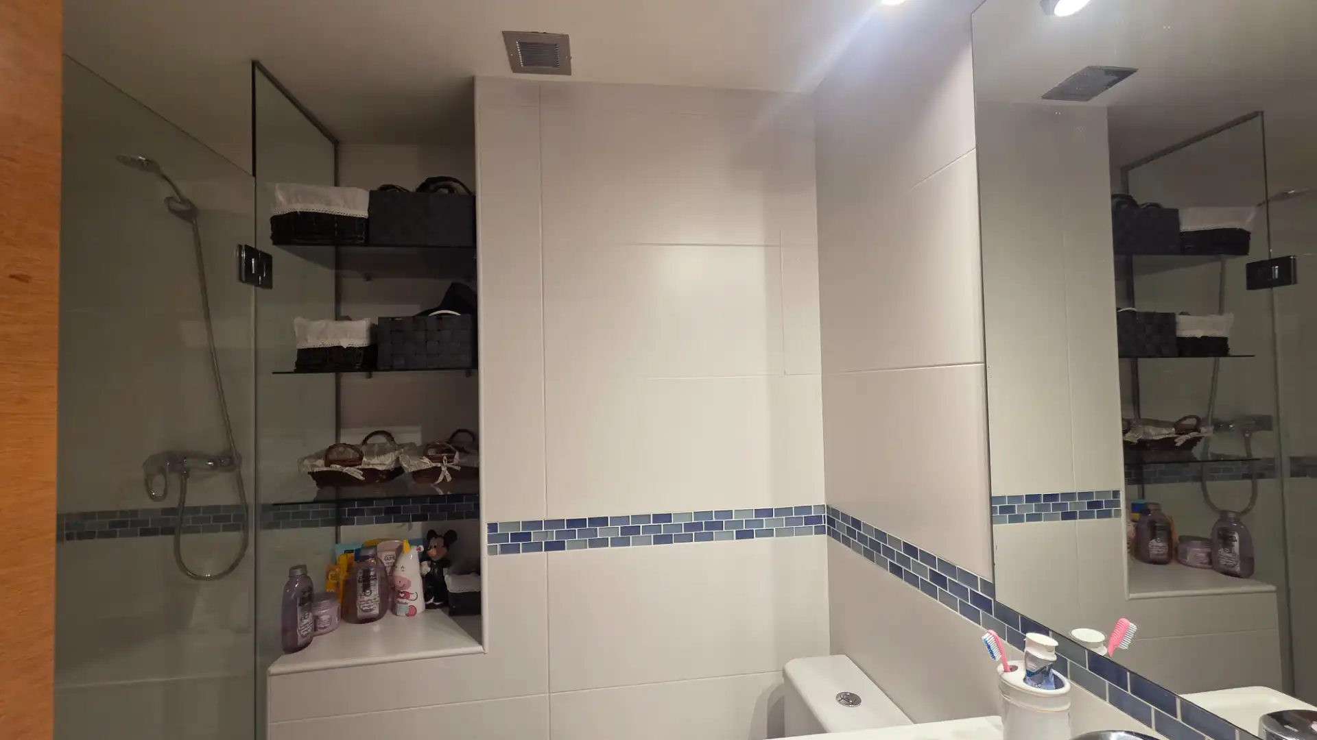 Bathroom of Flat for sale in Sant Feliu de Guíxols  with Air Conditioner, Heating and Terrace