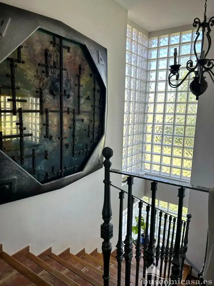 Casa adosada en venda en Linares amb Aire condicionat, Jardí privat i Terrassa