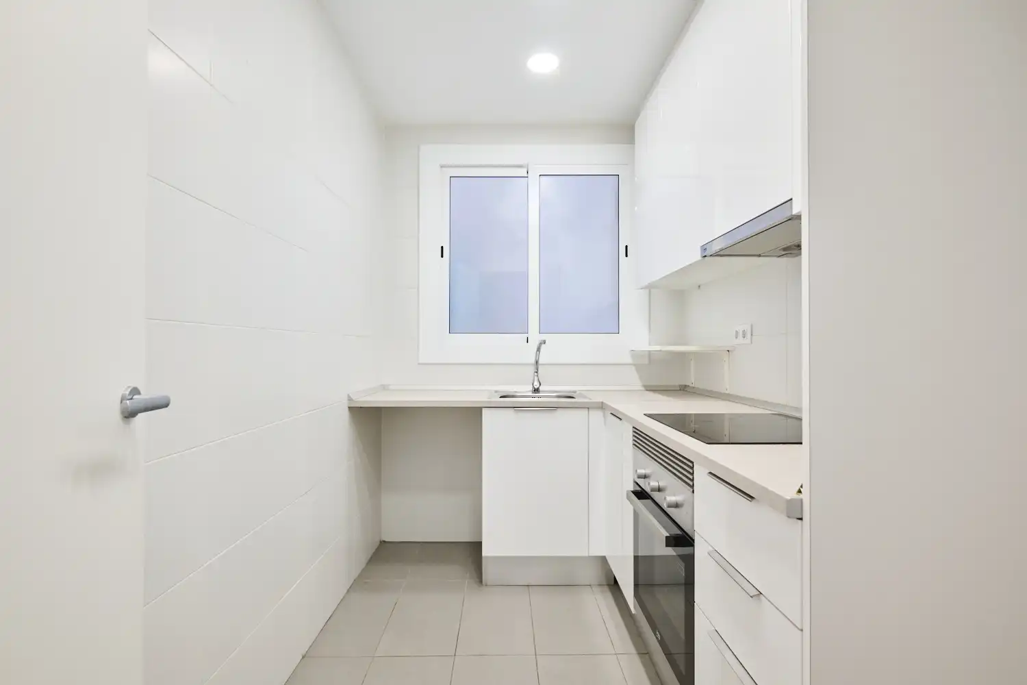 Cocina de Piso en venta en Barcelona con Aire acondicionado, Calefacción y Horno