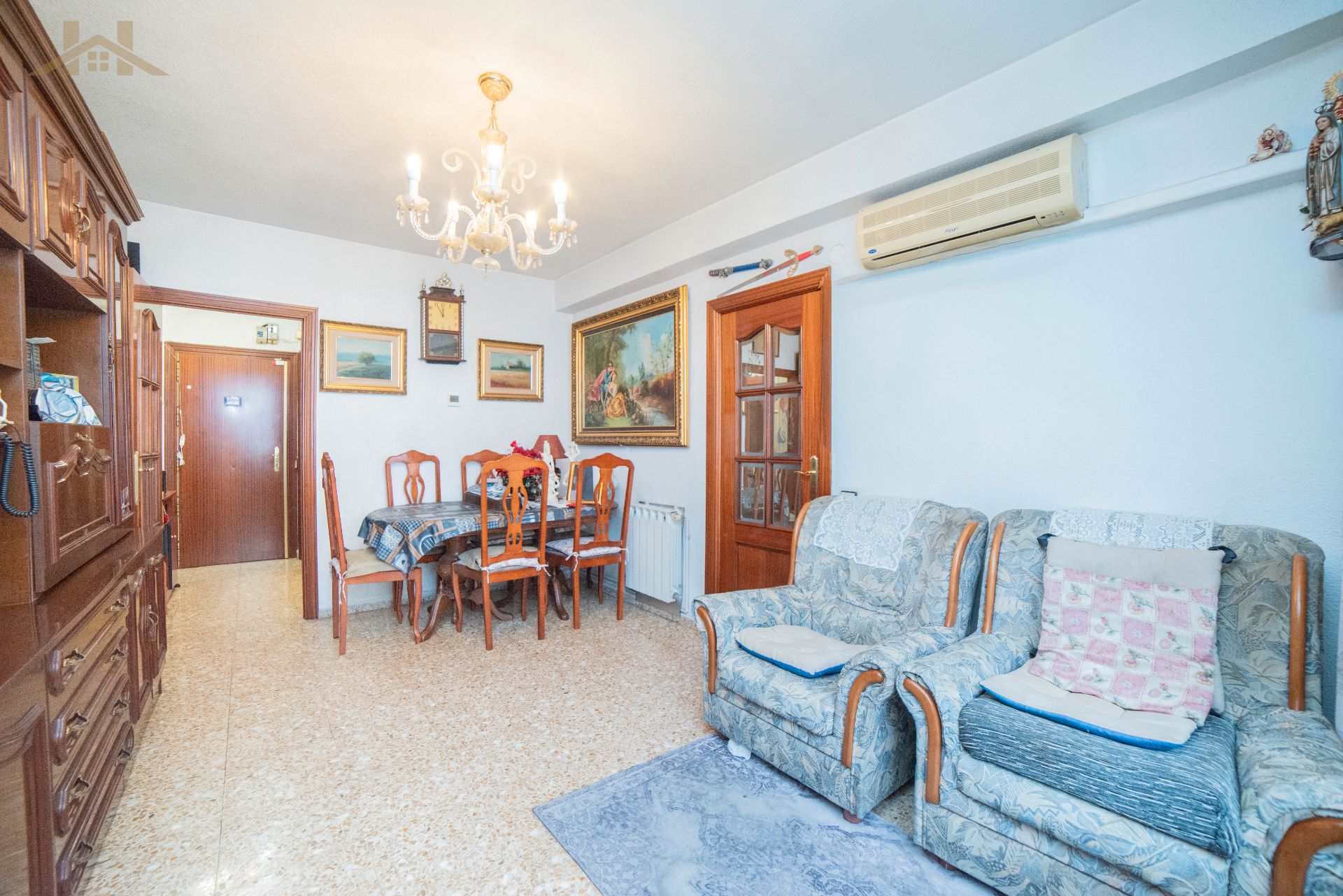 Living room of Flat for sale in Móstoles  with Air Conditioner, Heating and Oven