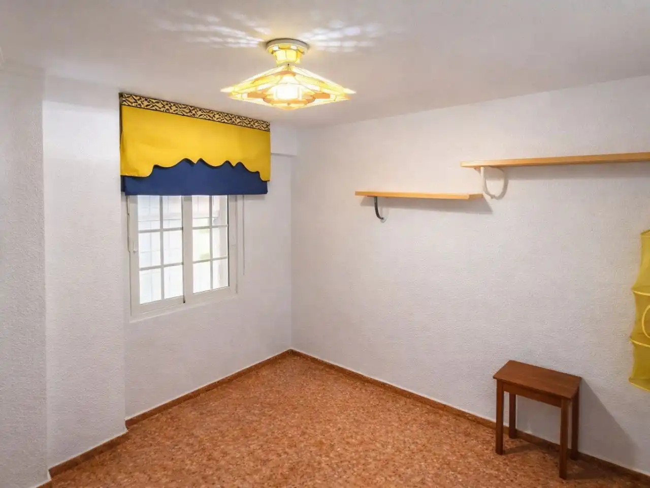 Habitación de Piso en venta en Málaga con Aire acondicionado, Terraza y Piscina
