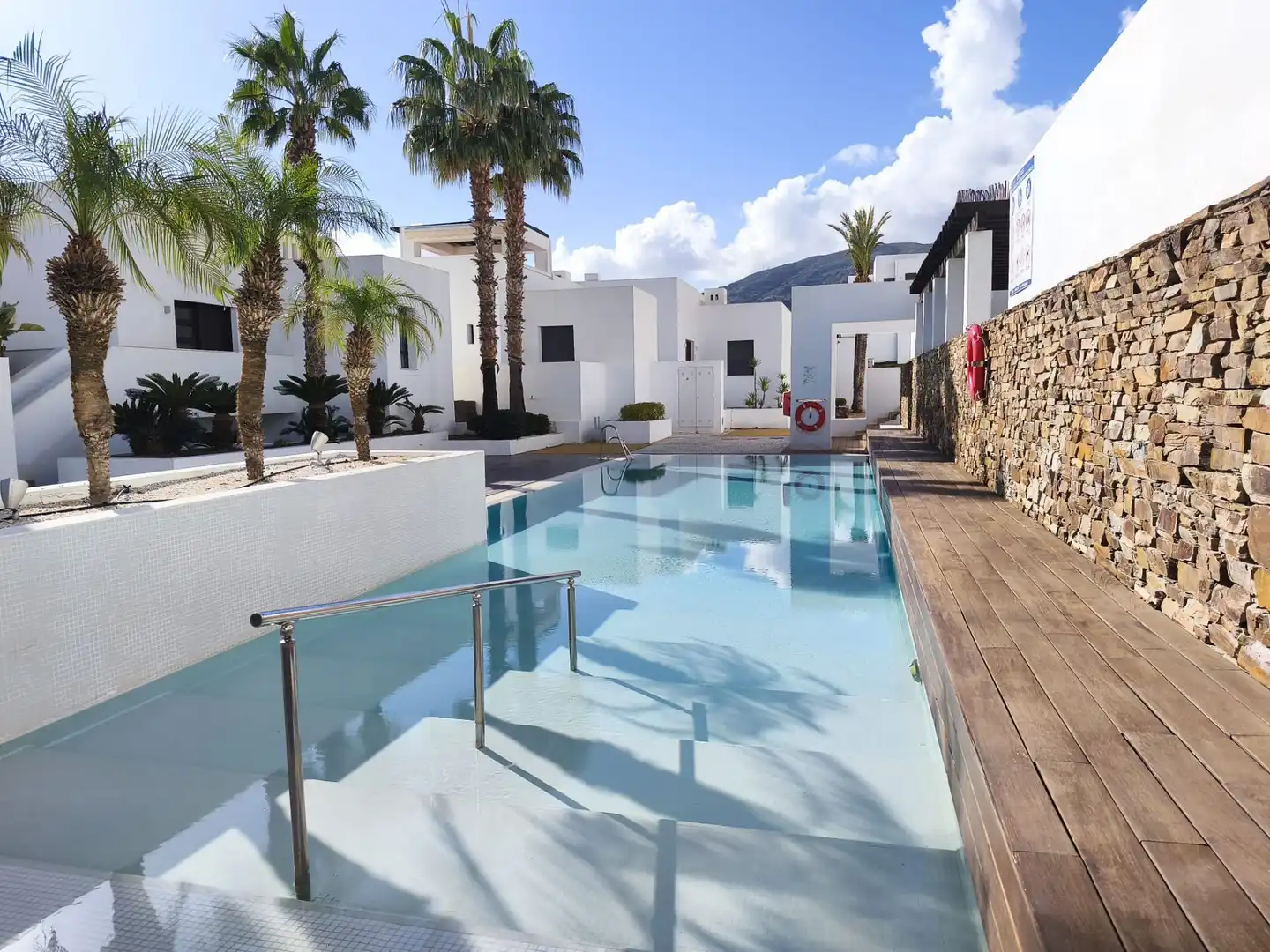Piscina de Apartament en venda en Mojácar amb Aire condicionat, Calefacció i Moblat