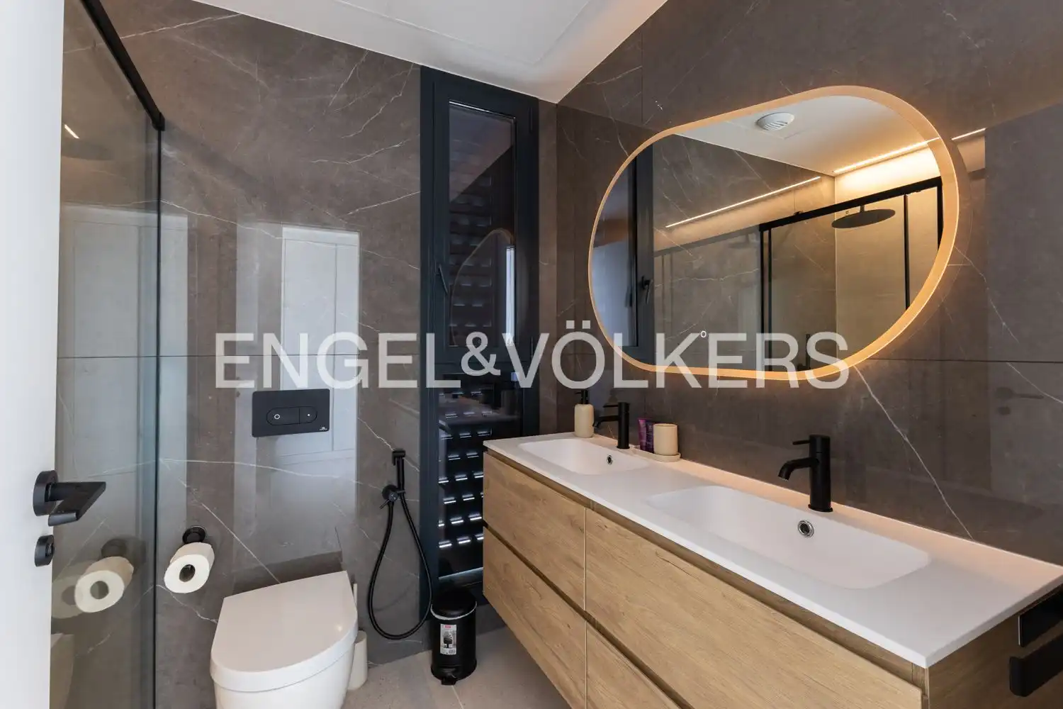 Baño de Ático en venta en Dénia con Aire acondicionado, Calefacción y Jardín privado