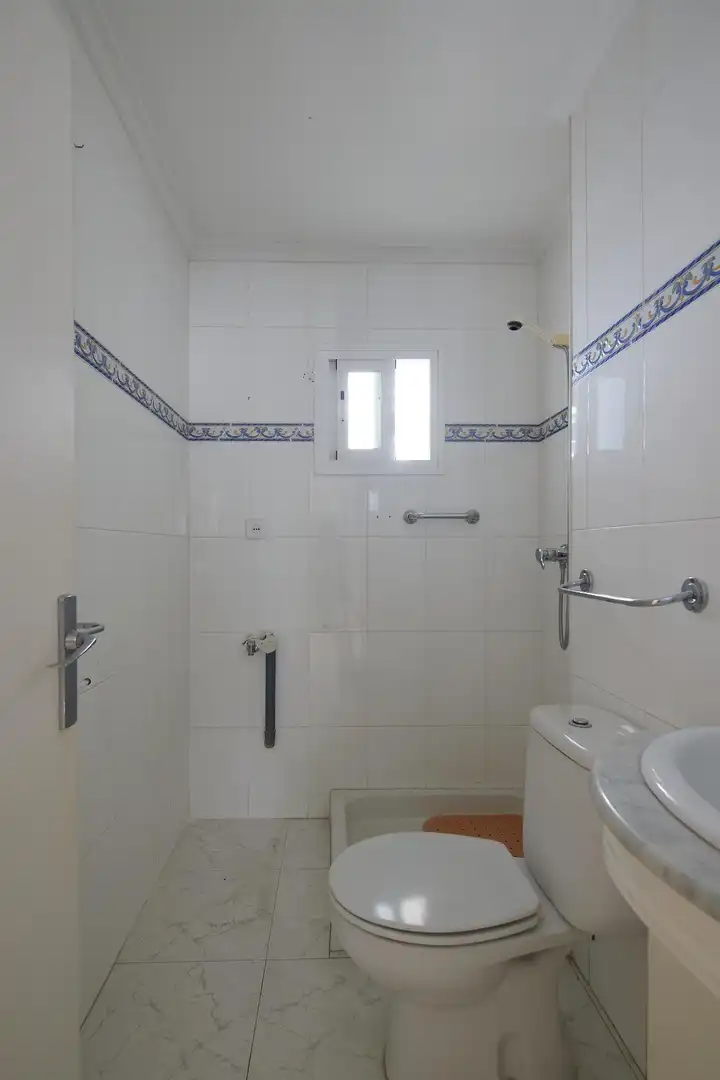 Baño de Piso en venta en Cádiz