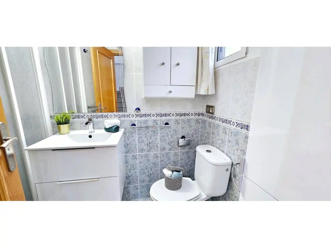 Baño de Casa adosada en venta en Jumilla con Aire acondicionado, Calefacción y Terraza