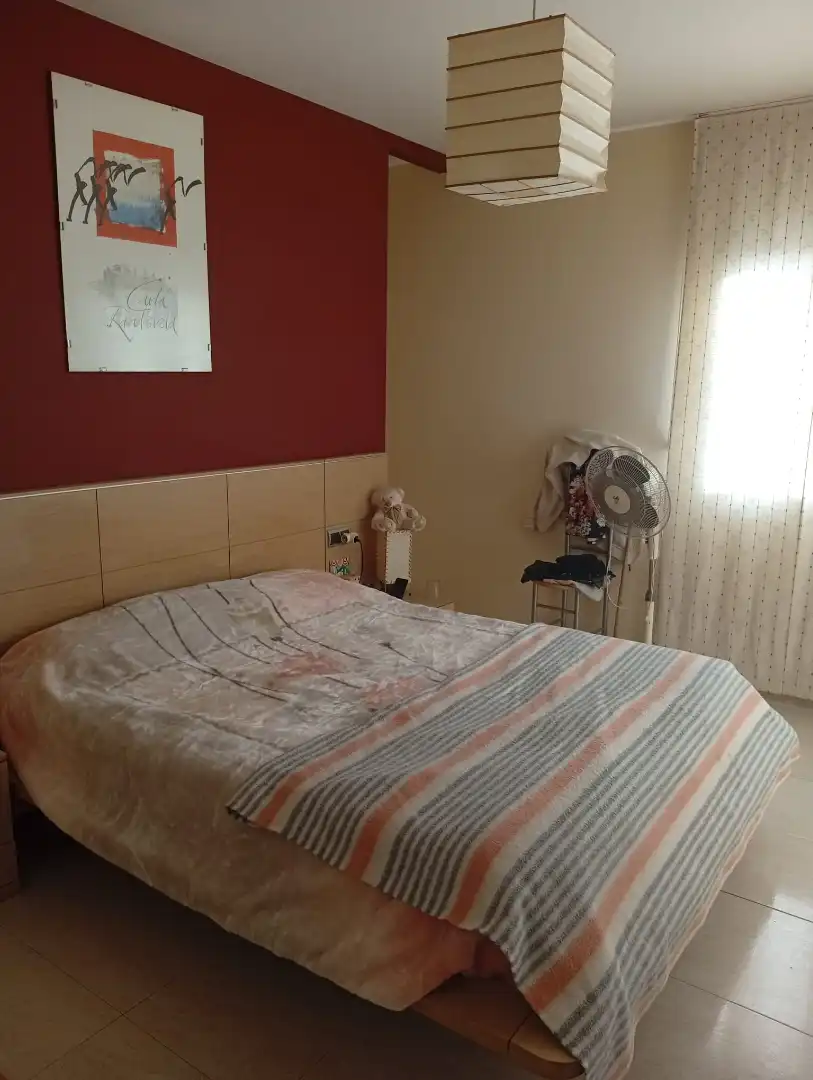 Dormitori de Casa adosada en venda en L'Aldea amb Aire condicionat, Calefacció i Jardí privat