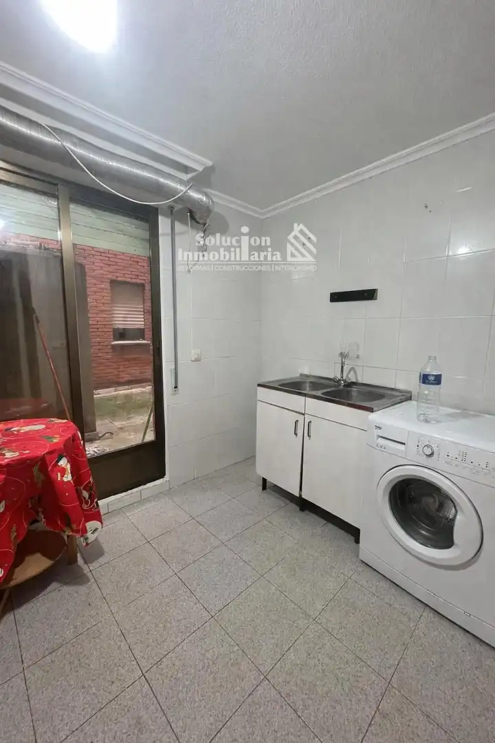 Cuina de Pis en venda en Salamanca amb Calefacció i Terrassa