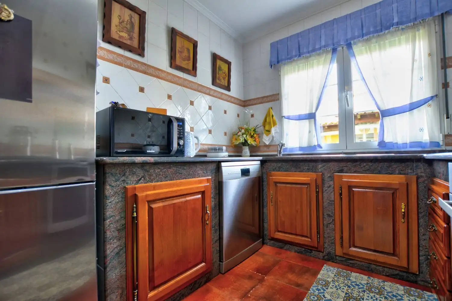 Cocina de Casa o chalet en venta en Avilés con Calefacción, Terraza y Trastero