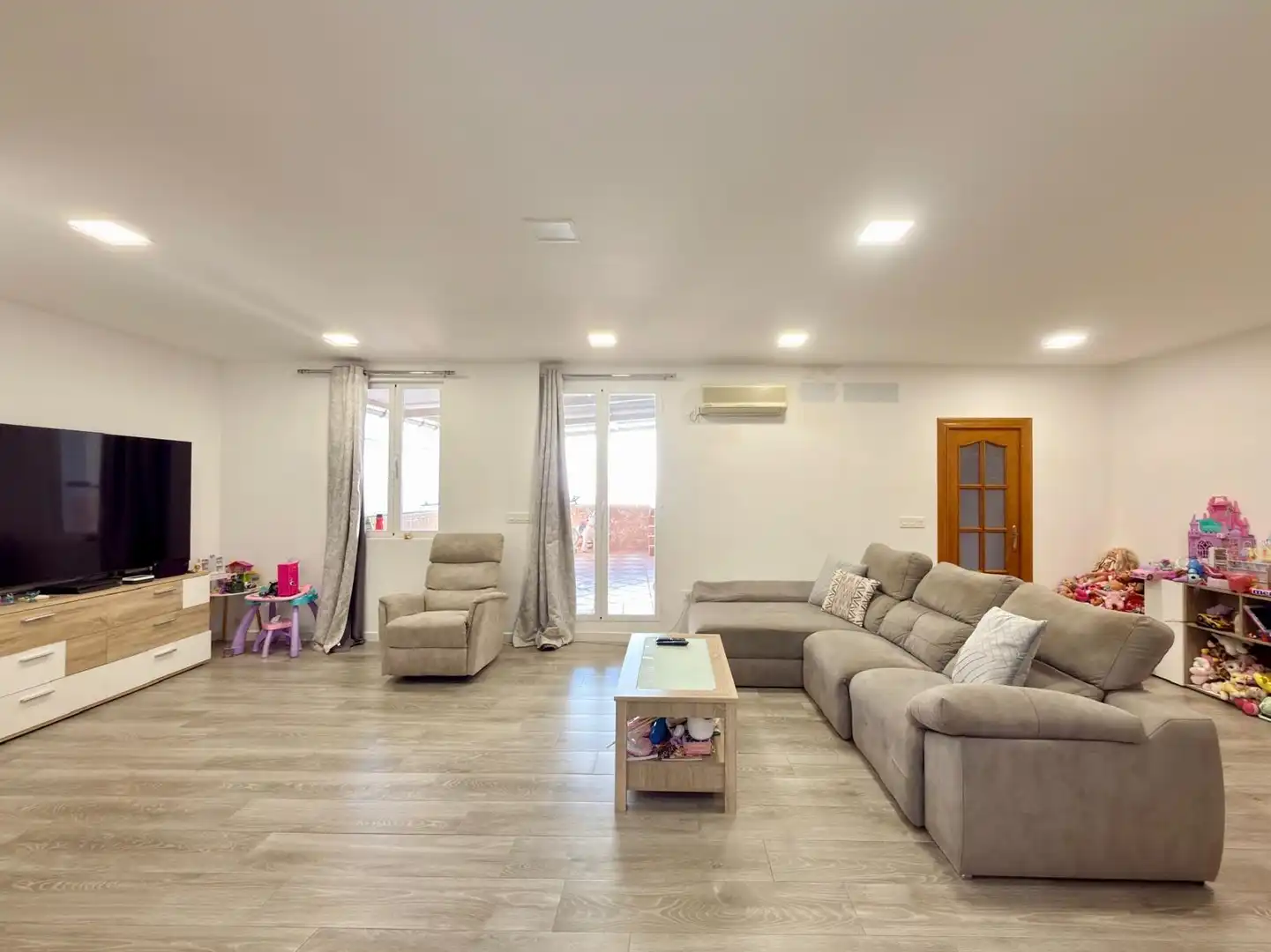 Living room of Houses for sale in Totana  with Air Conditioner, Heating and Storage room