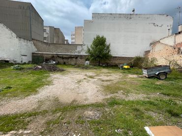 Wohnbaugrundstück zum Verkauf in Úbeda