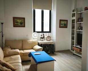 Living room of Flat for sale in  Sevilla Capital  with Air Conditioner, Heating and Terrace