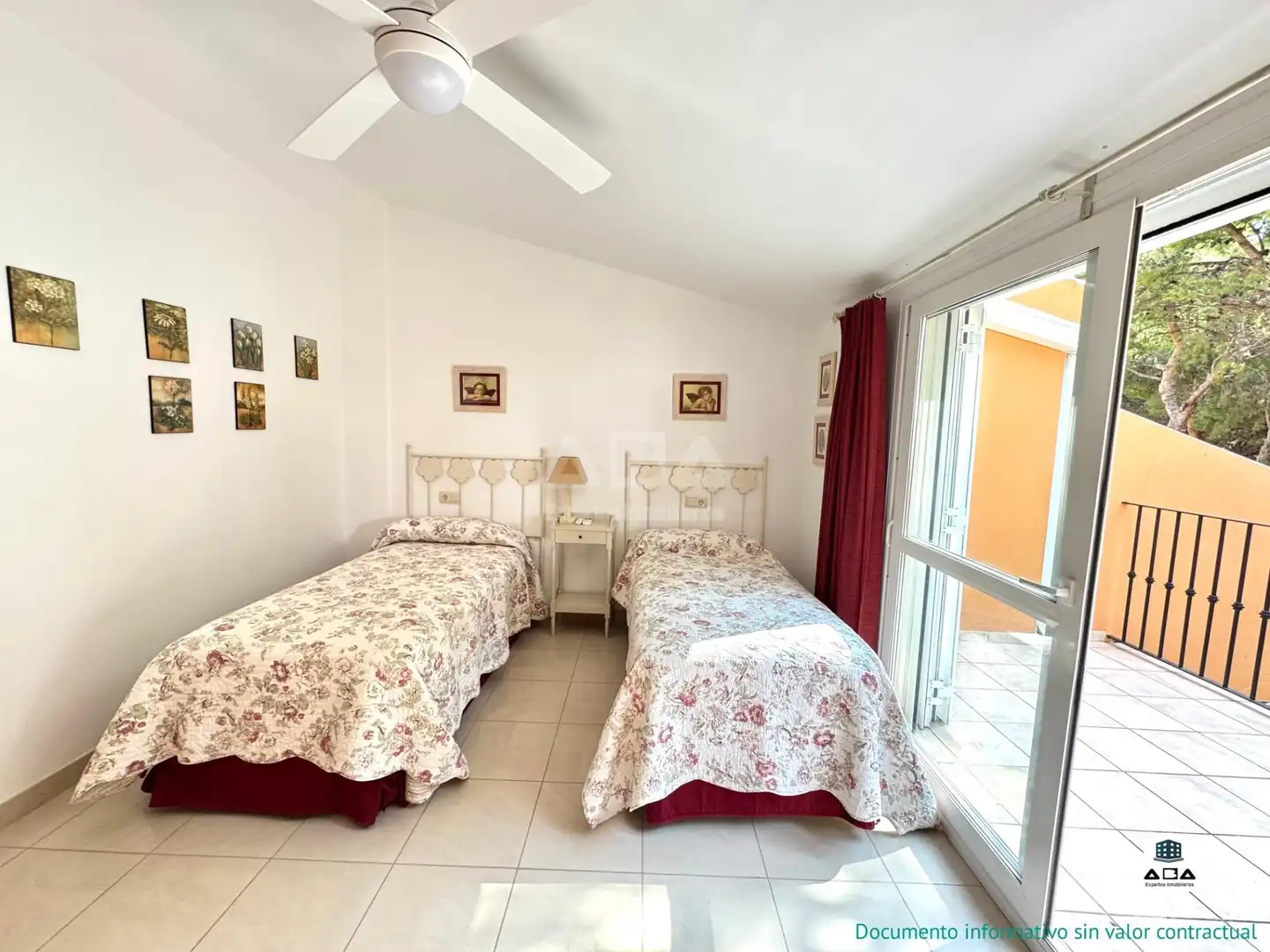 Schlafzimmer von Einfamilien-Reihenhaus zum Verkauf in Alcalà de Xivert mit Klimaanlage, Privatgarten und Terrasse