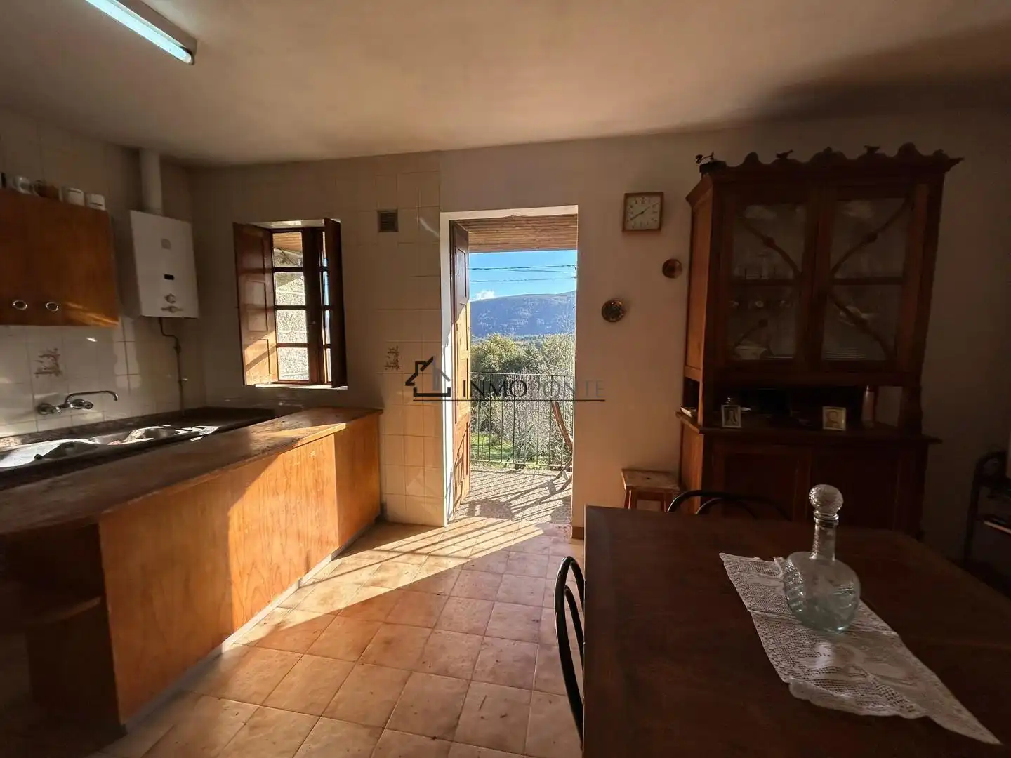 Cuina de Casa o xalet en venda en Cerdedo amb Jardí privat