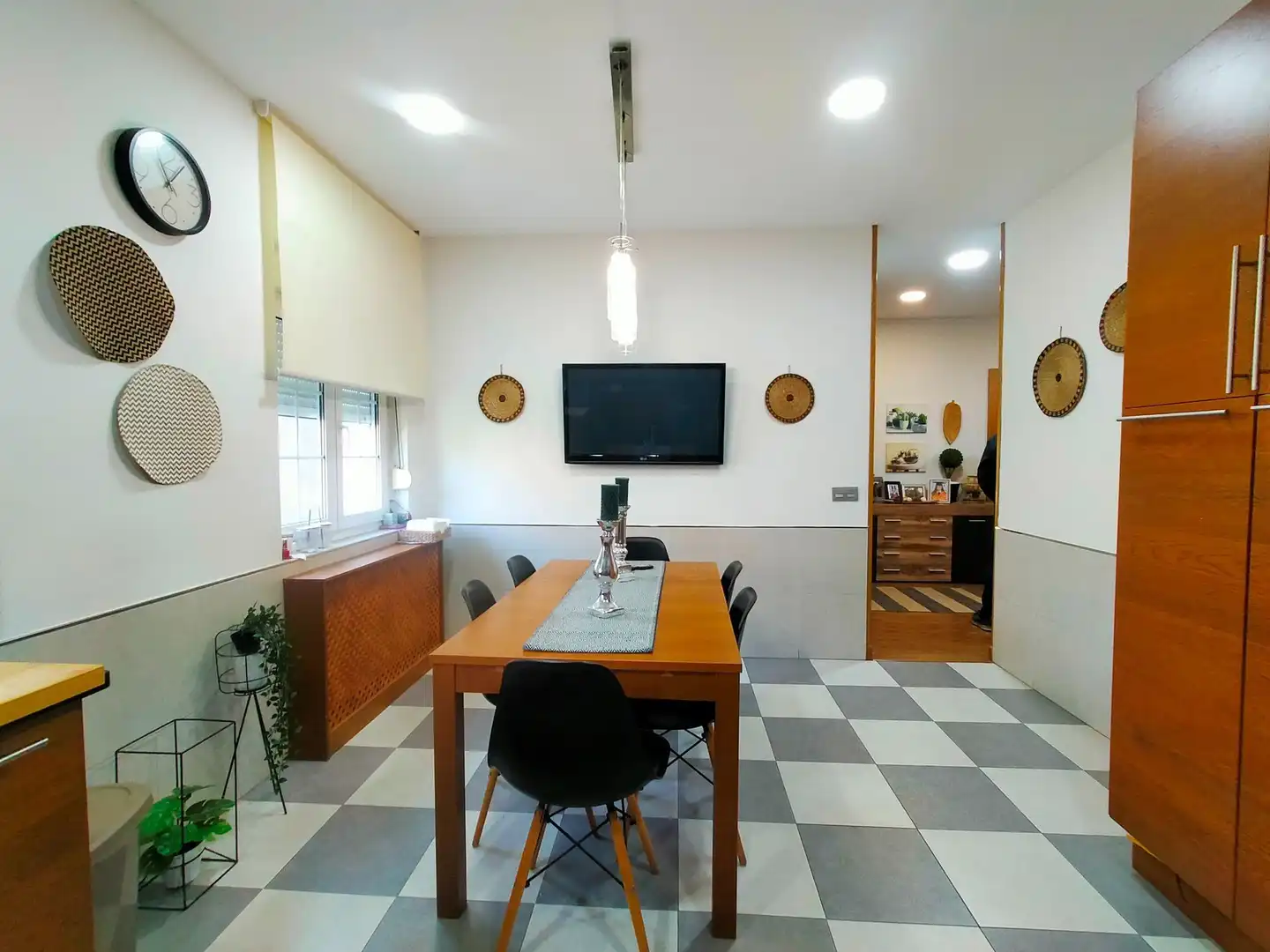 Esszimmer von Dachboden zum Verkauf in Pravia mit Heizung, Terrasse und Möbliert