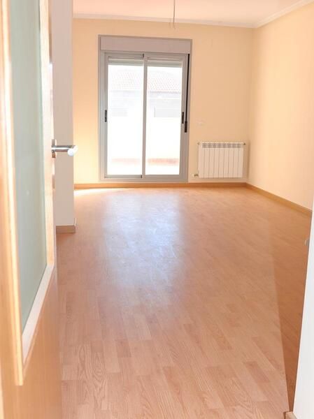 Apartment for sale in PRIMERO DE JULIO, Valdepeñas
