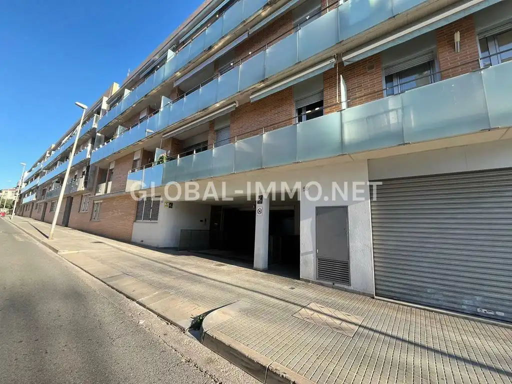 Vista exterior de Apartament en venda en Roses amb Aire condicionat, Calefacció i Moblat
