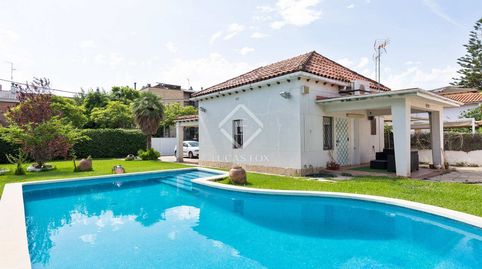 Oportunidad para adquirir o construir una excelente casa a su gusto en una parcela llana a 2 minutos a pie de la playa en Castelld, imatge 2