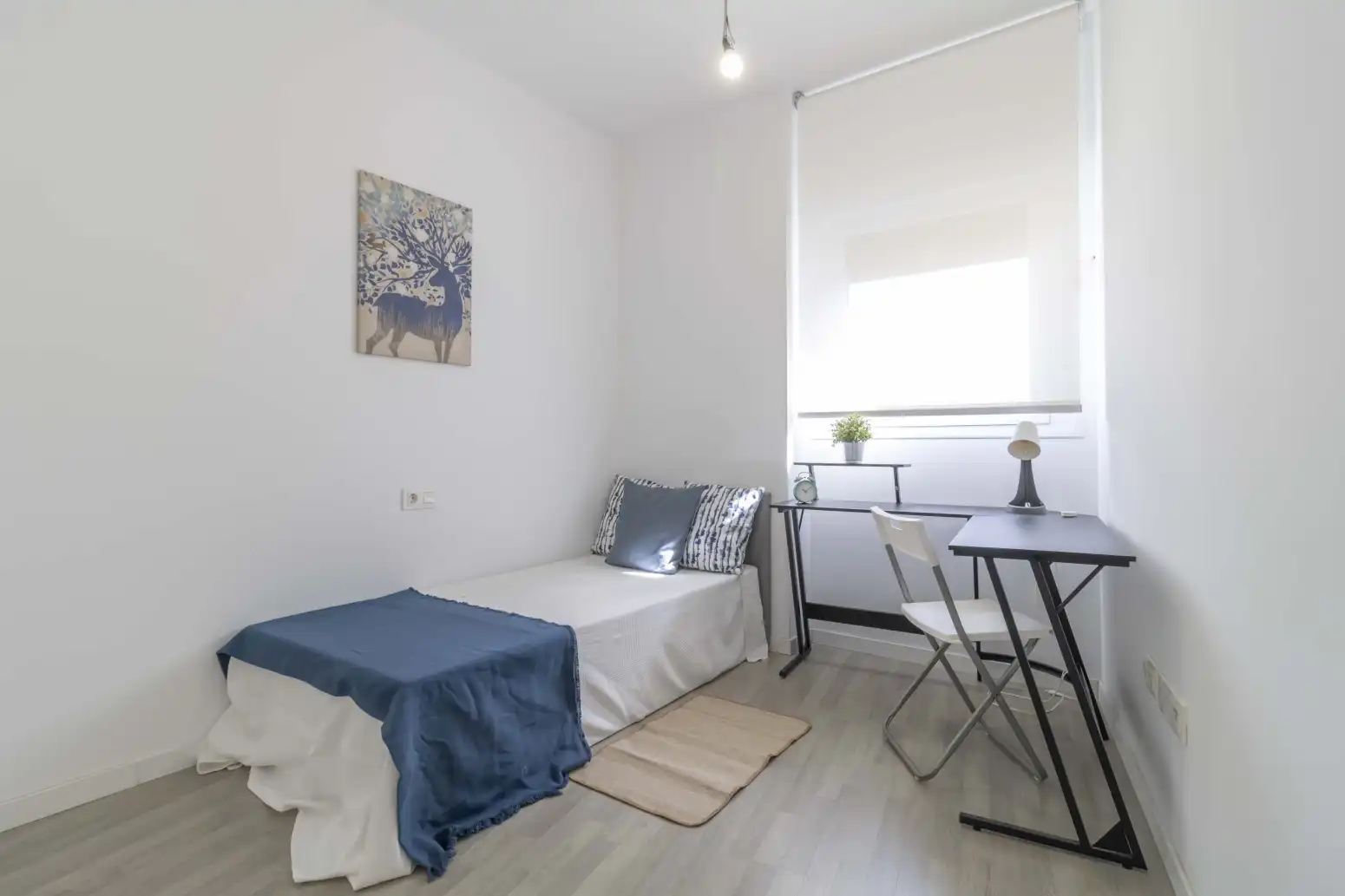 Habitación de Piso en venta en Sevilla con Aire acondicionado, Calefacción y Jardín privado