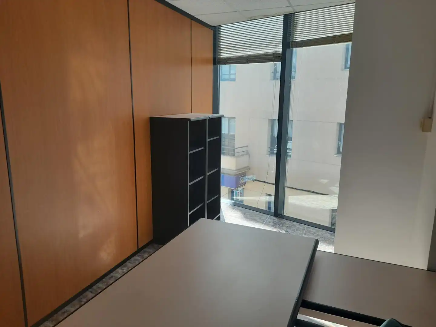 Büro zum Verkauf in Móra d'Ebre mit Terrasse